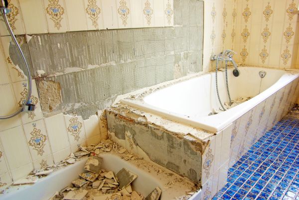 Bathtub Demolition in Stow
