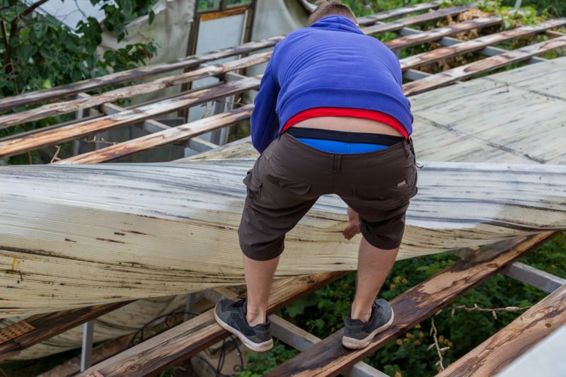 Who Does Demolition Service